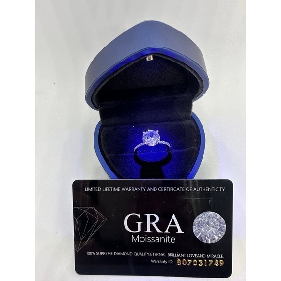 Moissanite Diamond Engagement Ring 2 Ct Brilliant 18K Finish GRA Size 10.5 - Picture 5 of 12